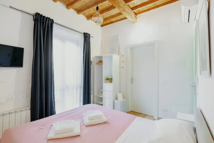 Deluxe Double room with balcony