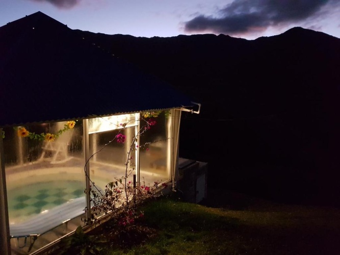 Suite with mountain view