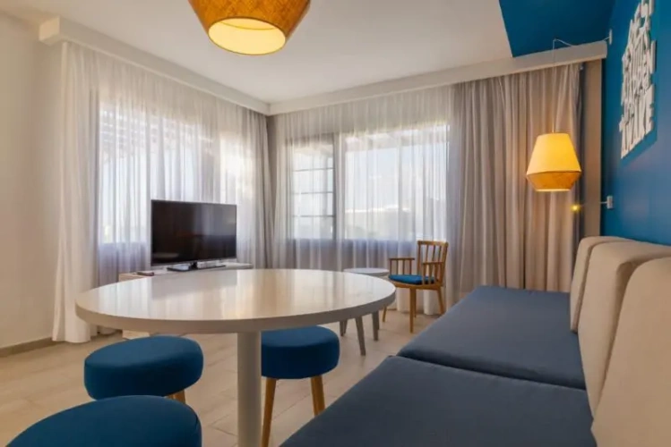 1 Bedroom Double Apartment