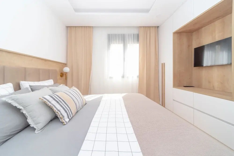 Salus Hill Condo