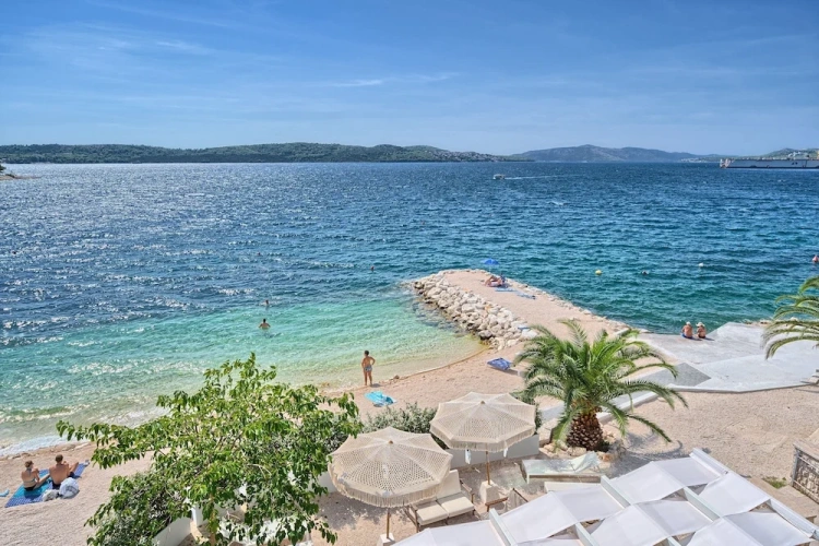 4 Bedrooms Premium Villa with balcony and with sea view