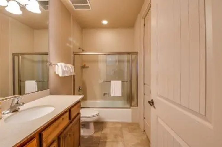 3BD/2B Sunset Views in the Desert