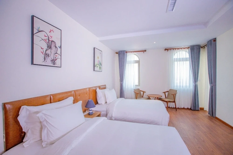 Standard Twin room with balcony and with garden view