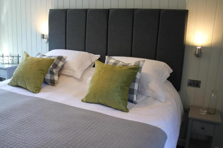 The Five Pilchards Inn