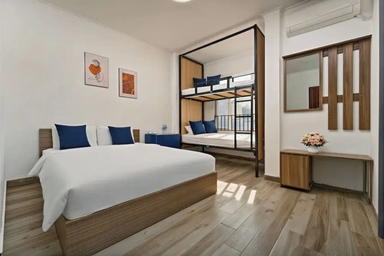 Superior Quadruple room