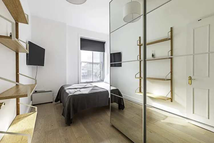Converted Brewery Apartment With Terrace
