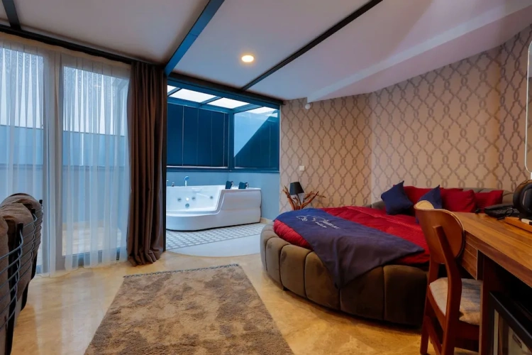 1 Bedroom Junior Suite with city view