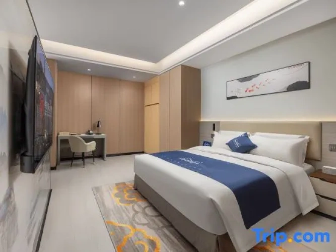Premier Suite