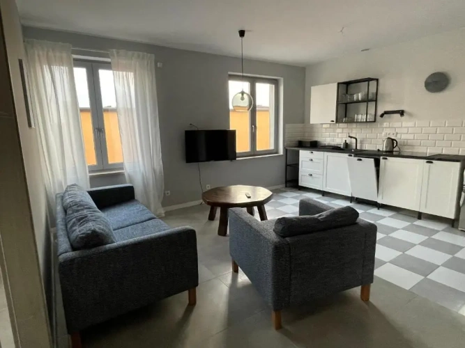 3 Bedrooms Apartment