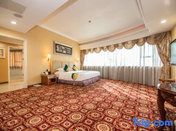 3 Bedrooms Suite