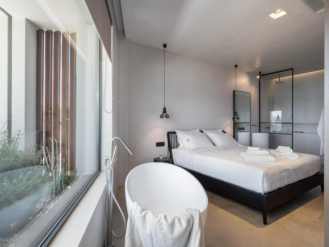 Seannamon suites