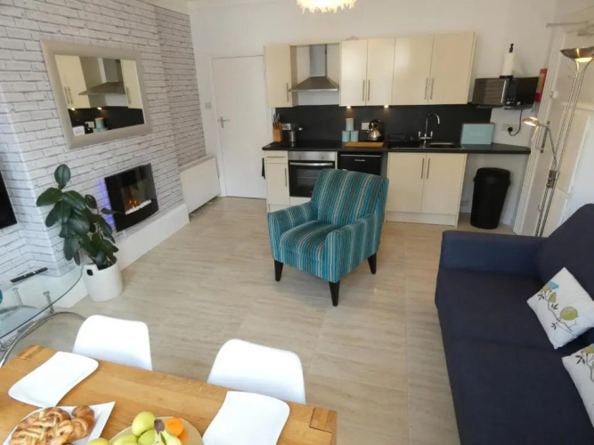 Rialto Holiday Apartments