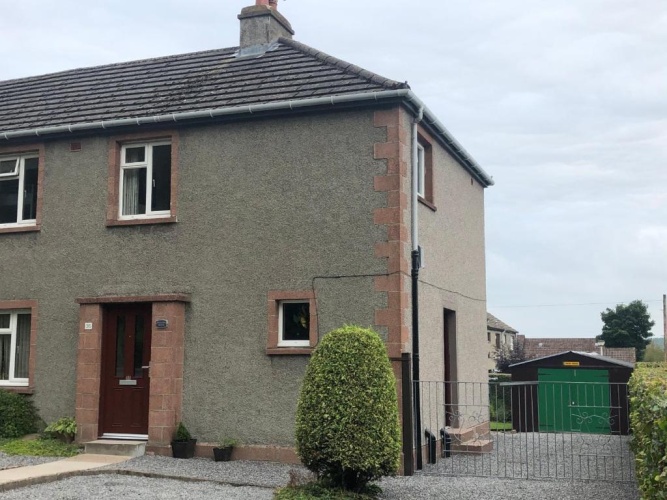 3 Bedrooms Cottage