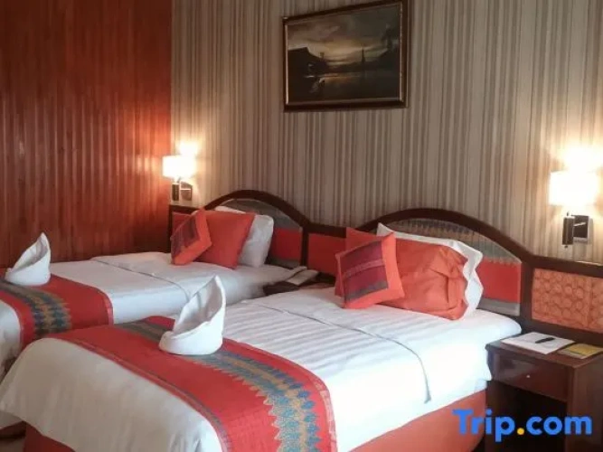 Deluxe room with lake view