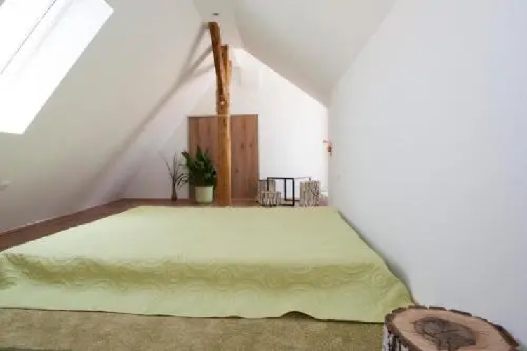 d.Five Riverside Deluxe Apartment