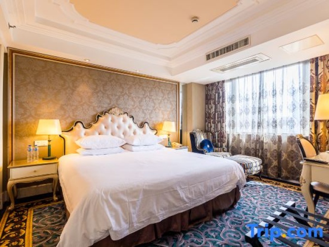 Deluxe Double Suite