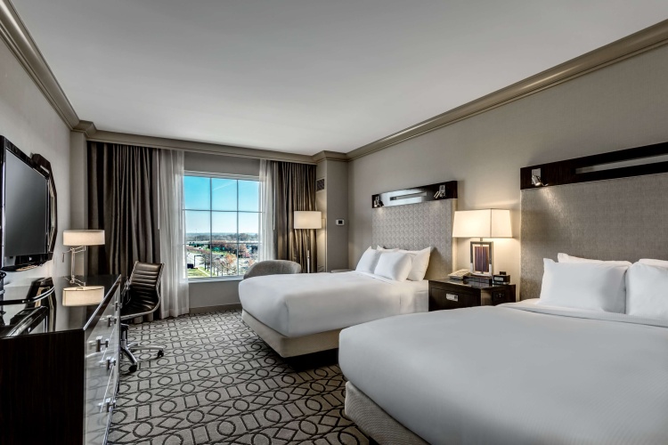 Hilton Columbus at Easton photo 7