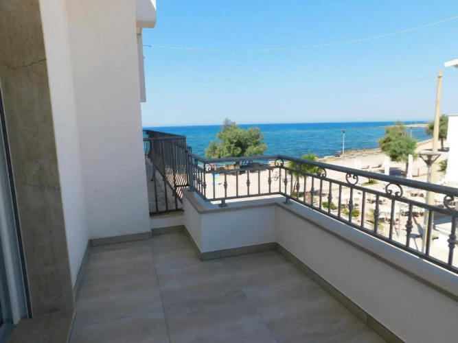 Appartamento con vista mare 106