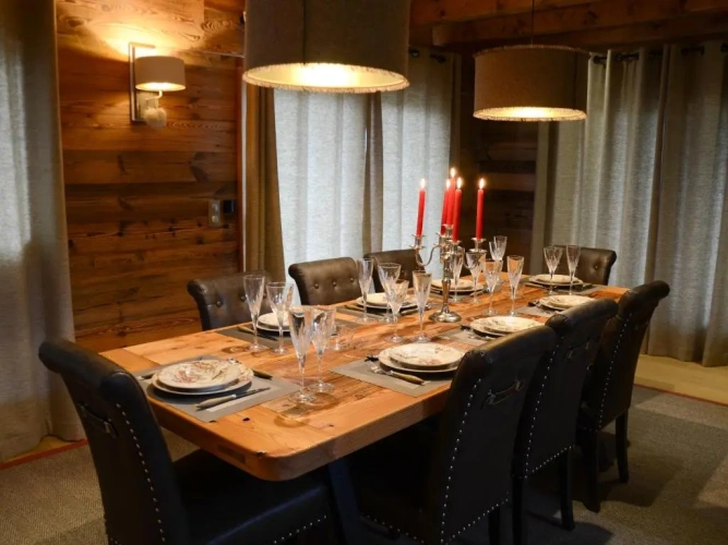 4 Bedrooms Chalet