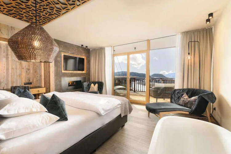 Superior Double room with balcony