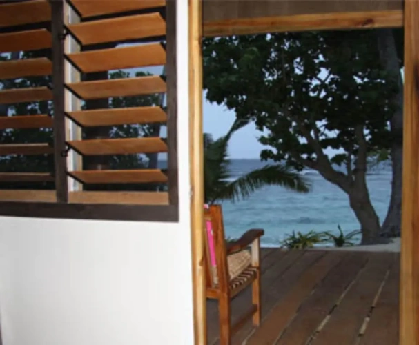 Family Bungalow with balcony and beachfront