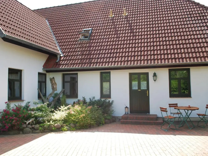 Wohnung in Dargun mit Garten