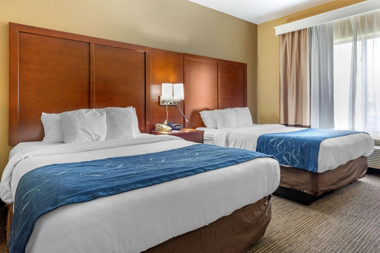 Comfort Suites Findlay I-75 near Sports Complex