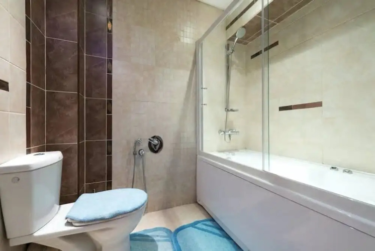 FM Deluxe 1-BDR Apartment with Balcony - Awesome Tub