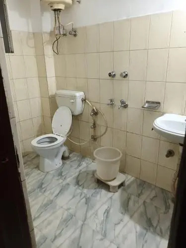 Hotel Tara Deluxe