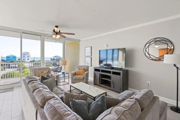 Sanibel 305
