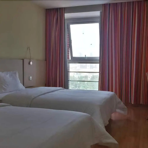 7 Days Inn