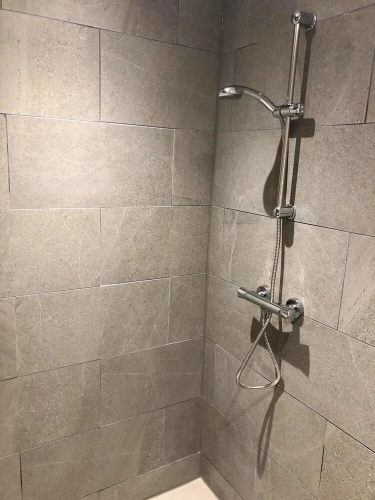 1 Bedroom Family Apartment
