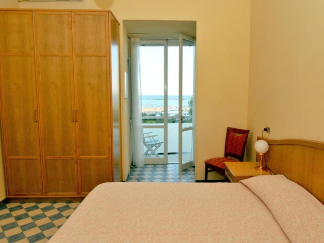 Standard Double room with sea view