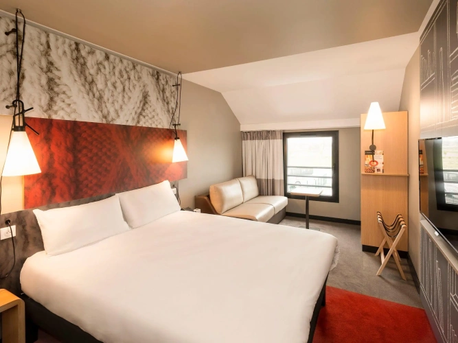 Standard Triple room