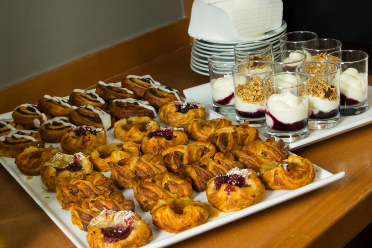 Holiday Inn London - West photo 12