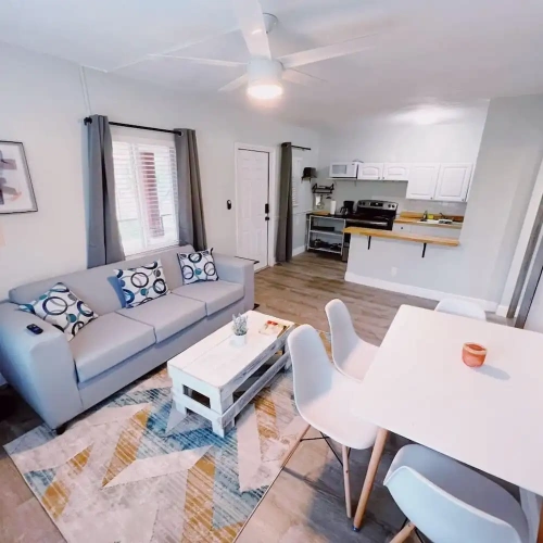 1 Bedroom Deluxe Double room