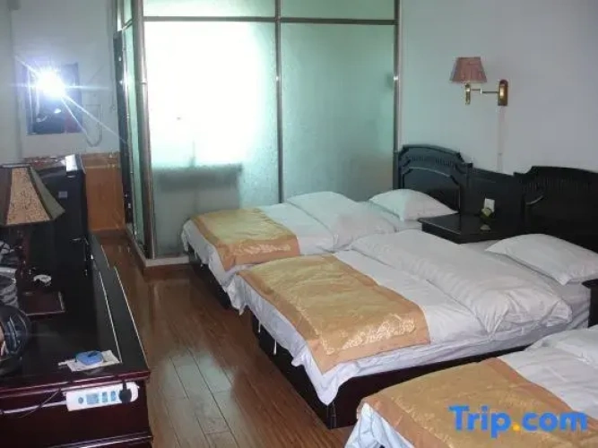 Triple Suite