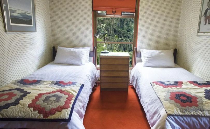 Moonya Lodge