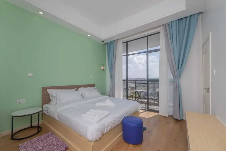 Lux Suites Laurel Hill Suites
