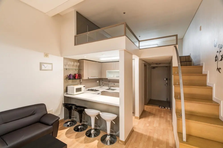The Uno Residence