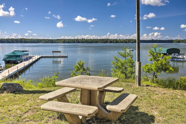 Dock & Beach Access: Duplex Lake Cabin!