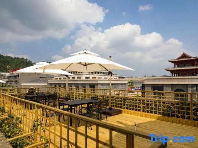 Qianshi Hostel