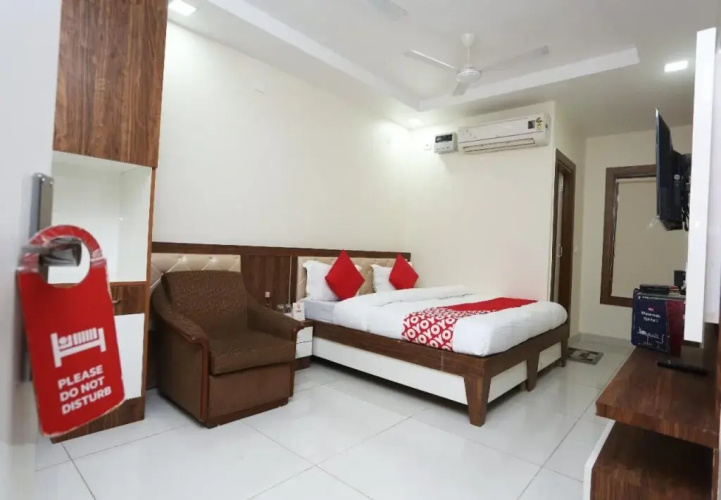 Doodle's Crib Guest House by OYO Rooms