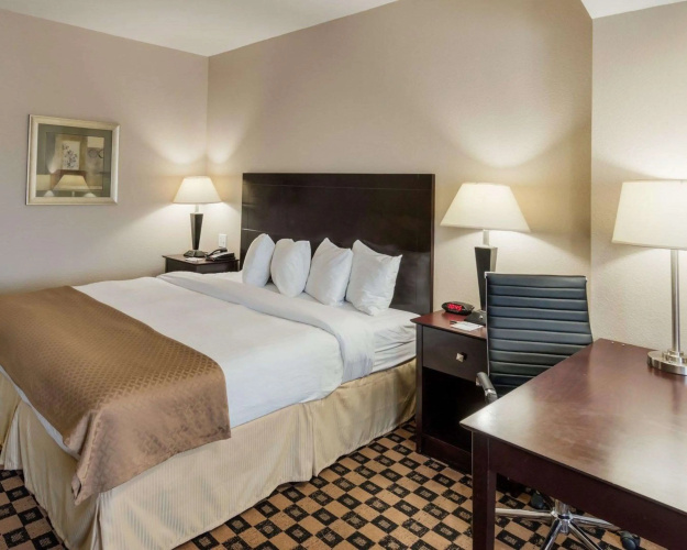 Quality Inn & Suites Groesbeck North