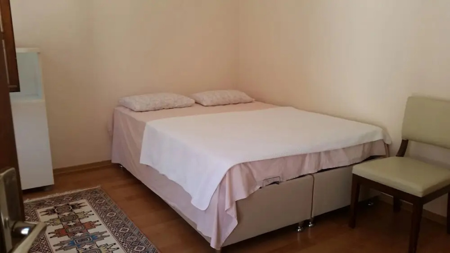 Ayvalik Konaklari
