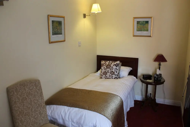 Longview Hotel