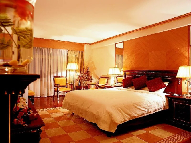 Eastern Air Hotel