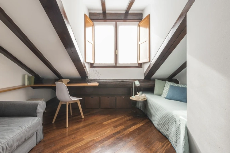 2 Bedrooms Apartment with balcony