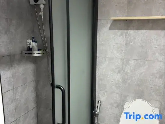 619 @ West Jones Residences