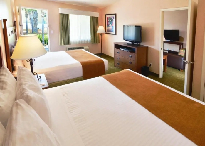 Double Suite